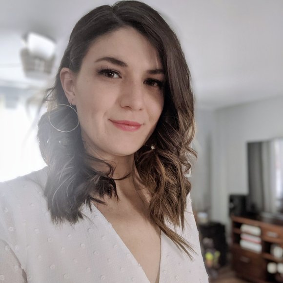 Meet Katie, Owner of Bee Kind Store - Picture 3 of 5